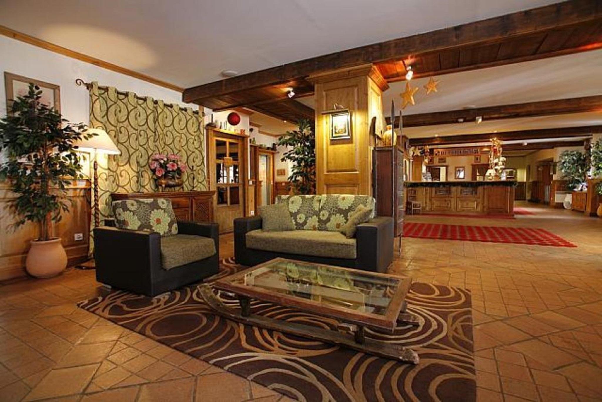 Hotel Village Montana By Les Etincelles تينْيِ المظهر الخارجي الصورة